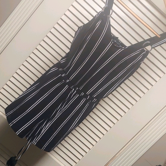 Medium Derek Heart Romper - Picture 1 of 3